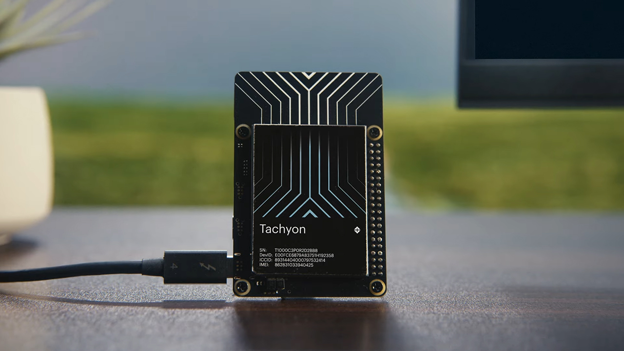 Particle Tachyon SBC debuts with Snapdragon chip for handling on-device AI tasks