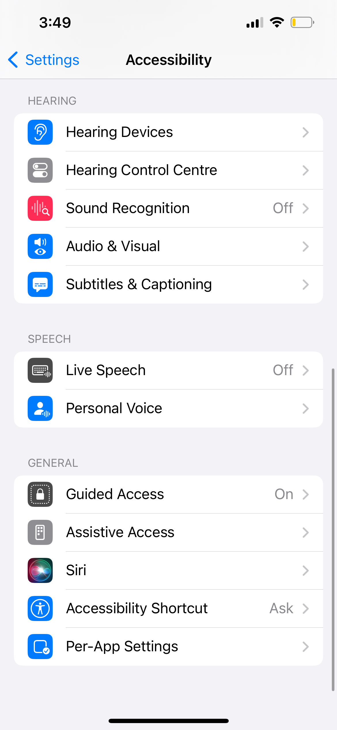 Siri Isn\'t Working on Your iPhone or iPad? 7 Problems Fixed