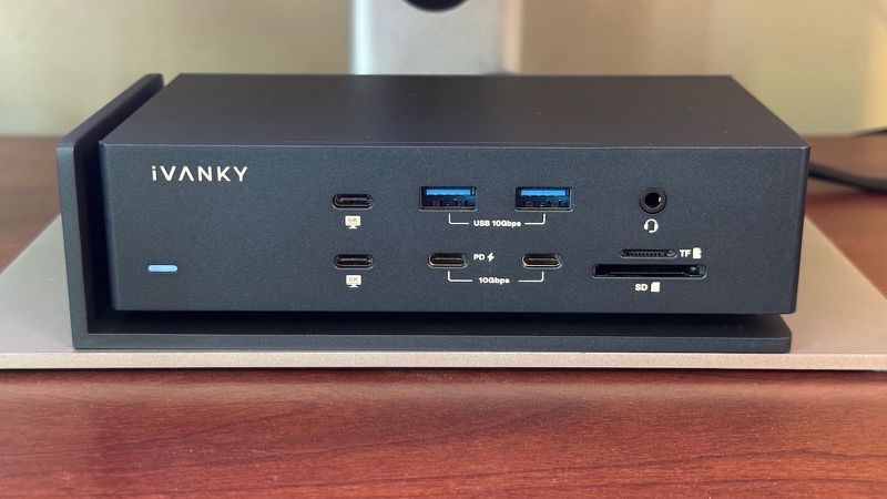 Review: iVANKY\'s FusionDock Max 1 Delivers Extreme Versatility With Dual Thunderbolt Connectivity