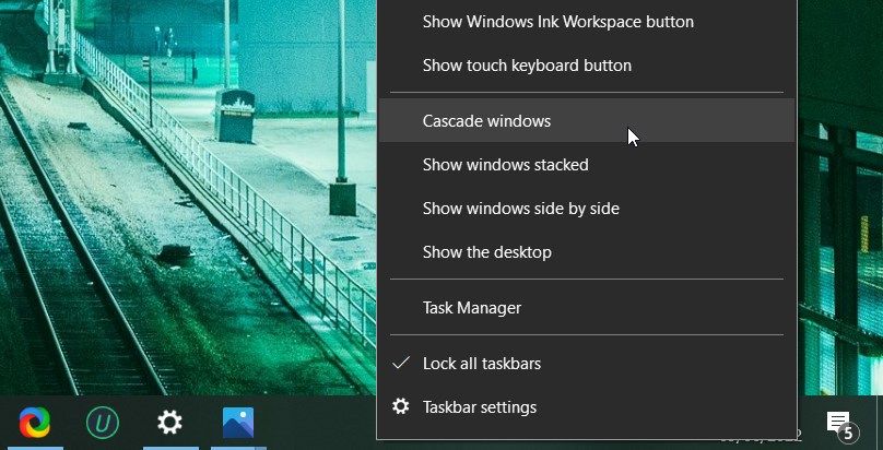 How to Cascade All Open Windows in Windows 11 and 10