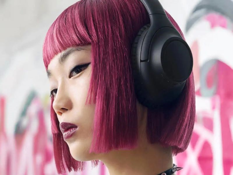 Audio-Technica unveils ATH-S300BT wireless headphones with hear-through noise-cancellation, 90 hours battery life, and multipoint pairing