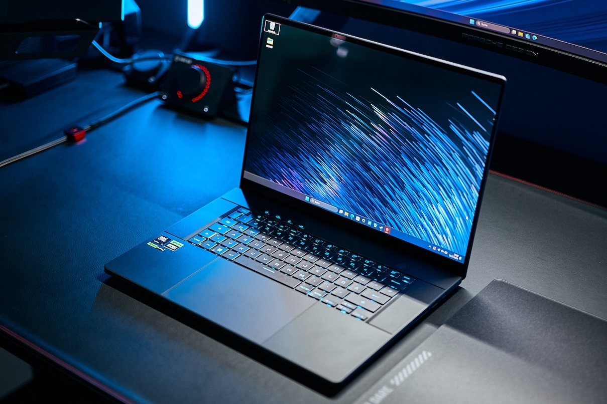 Deal | 2024 Asus ROG Zephyrus G16 OLED gaming laptop with RTX 4090 drops to lowest price yet