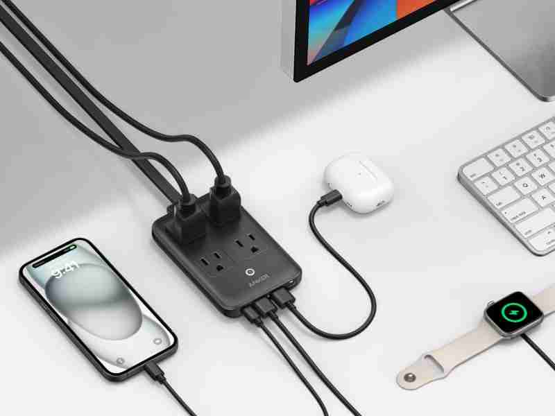 New compact Anker Charging Station (8-in-1, 20W) now available