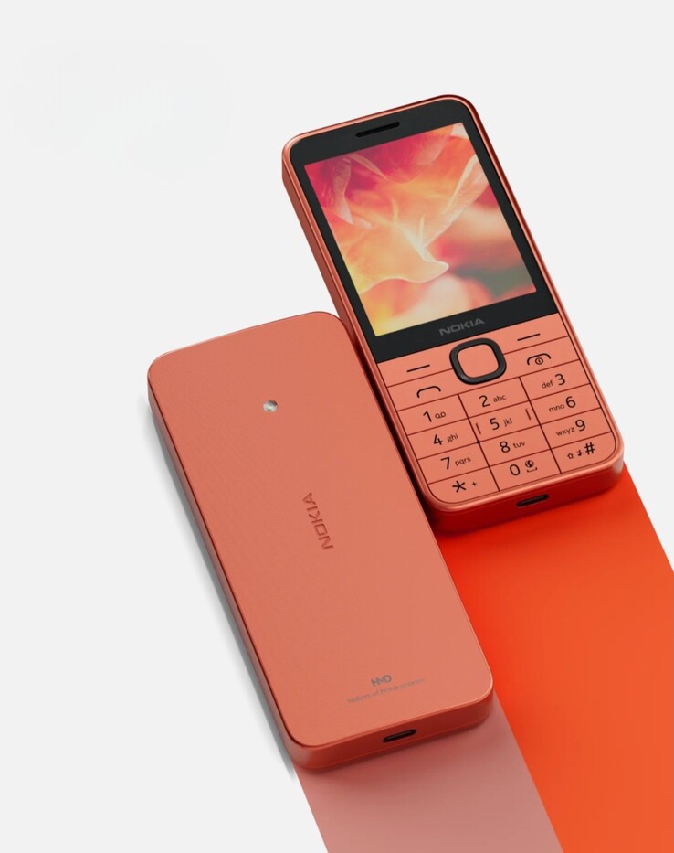 Nokia 220 4G (2024) debuts as India\'s latest Snake phone