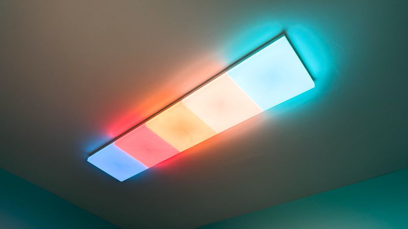 Review: Nanoleaf\'s Skylight Adds Modular Smart Lighting to Your Ceiling