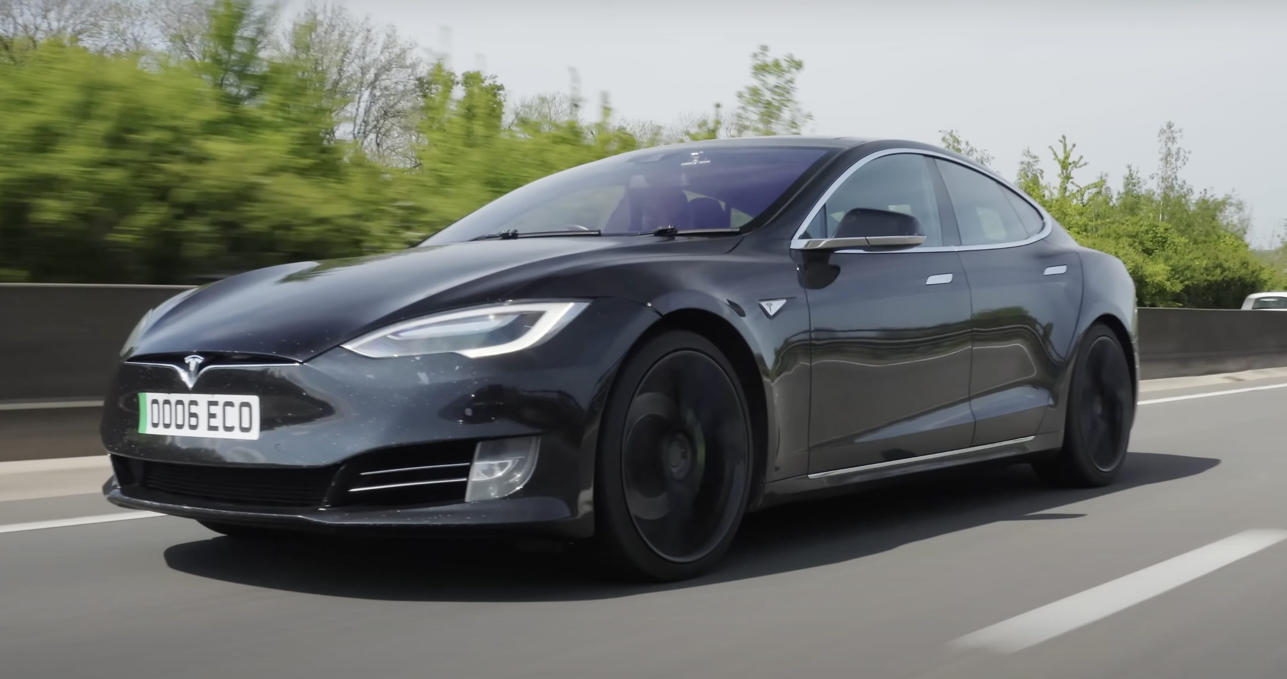 Tesla Model S that clocked 430,000 miles gets range tested, reveals a 40-mile range loss in unfavourable driving conditions