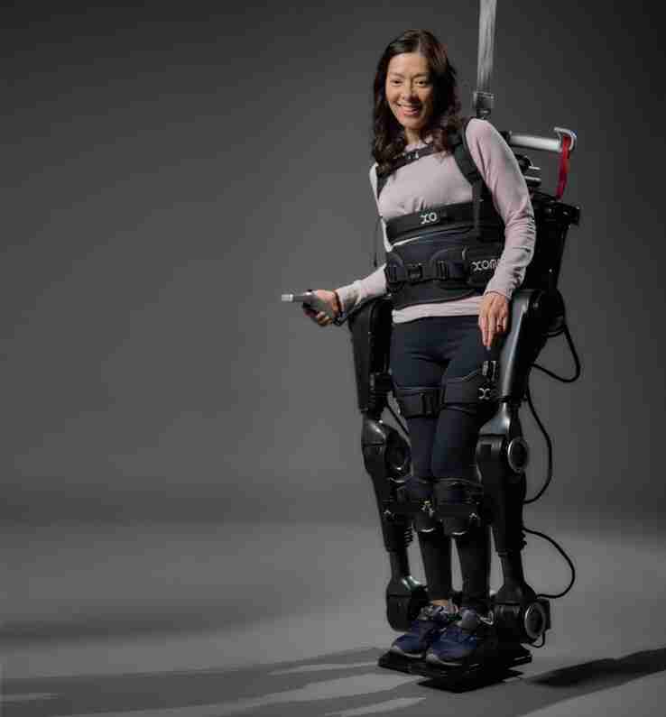 Human in Motion Robotics\' self-balancing XoMotion exoskeleton gains Canadian approval for use in physical therapy