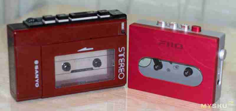 Fiio CP13 portable cassette player gets compared against Sanyo M4440, Sony WM-10 and Technics RS-M24