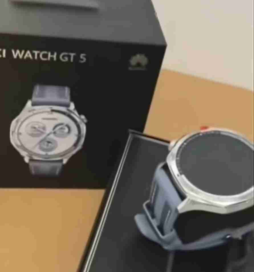 Huawei Watch GT 5 unboxing footage shows rumoured OLED display before release